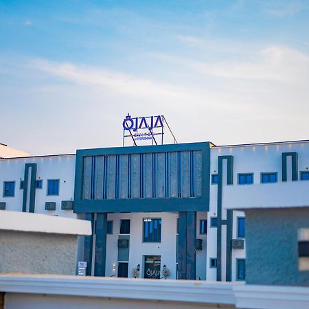 Ojaja Suites By Perennia Akure Kültér fotó