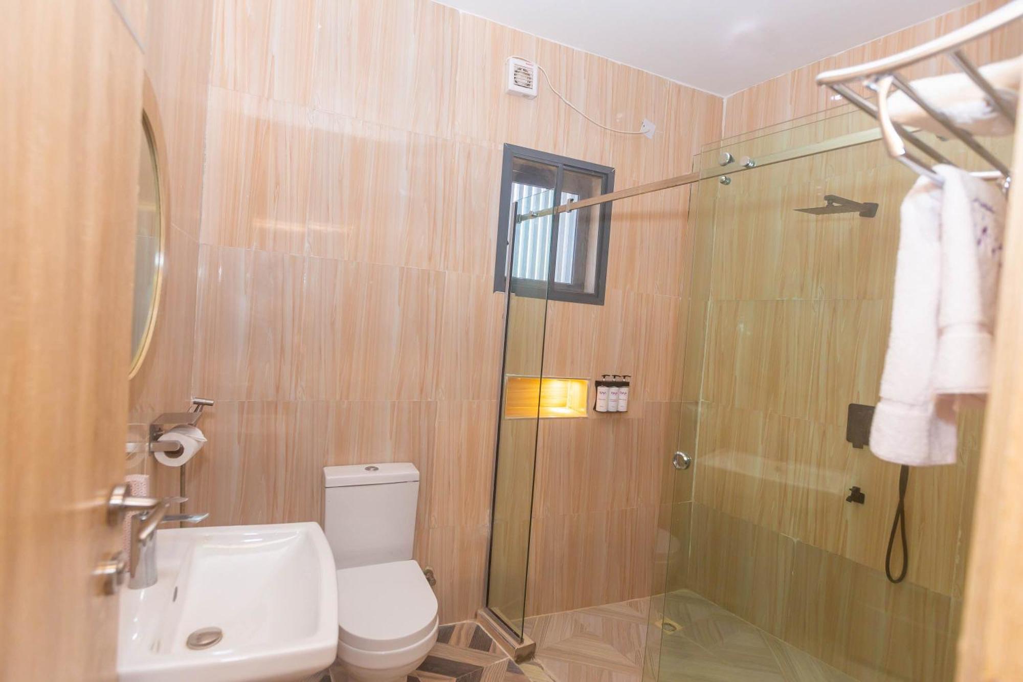 Ojaja Suites By Perennia Akure Kültér fotó