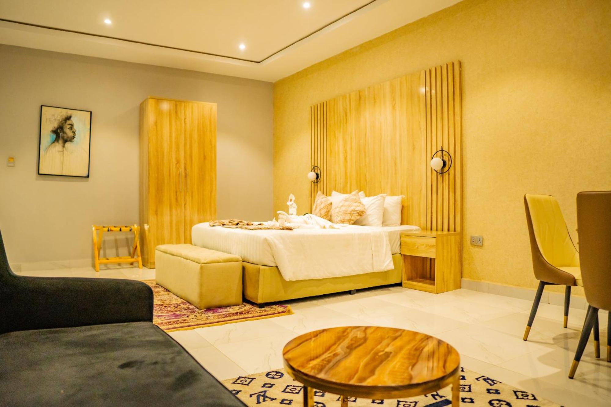 Ojaja Suites By Perennia Akure Kültér fotó