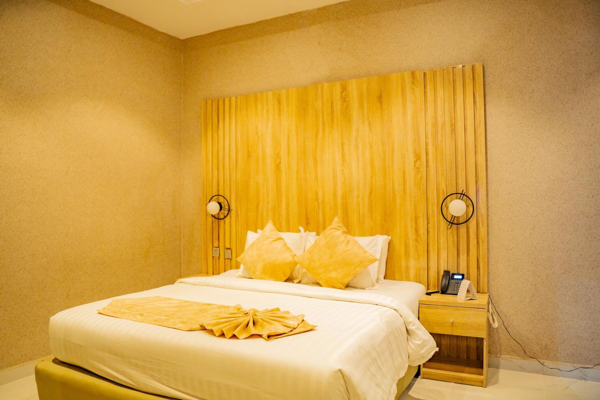 Ojaja Suites By Perennia Akure Kültér fotó