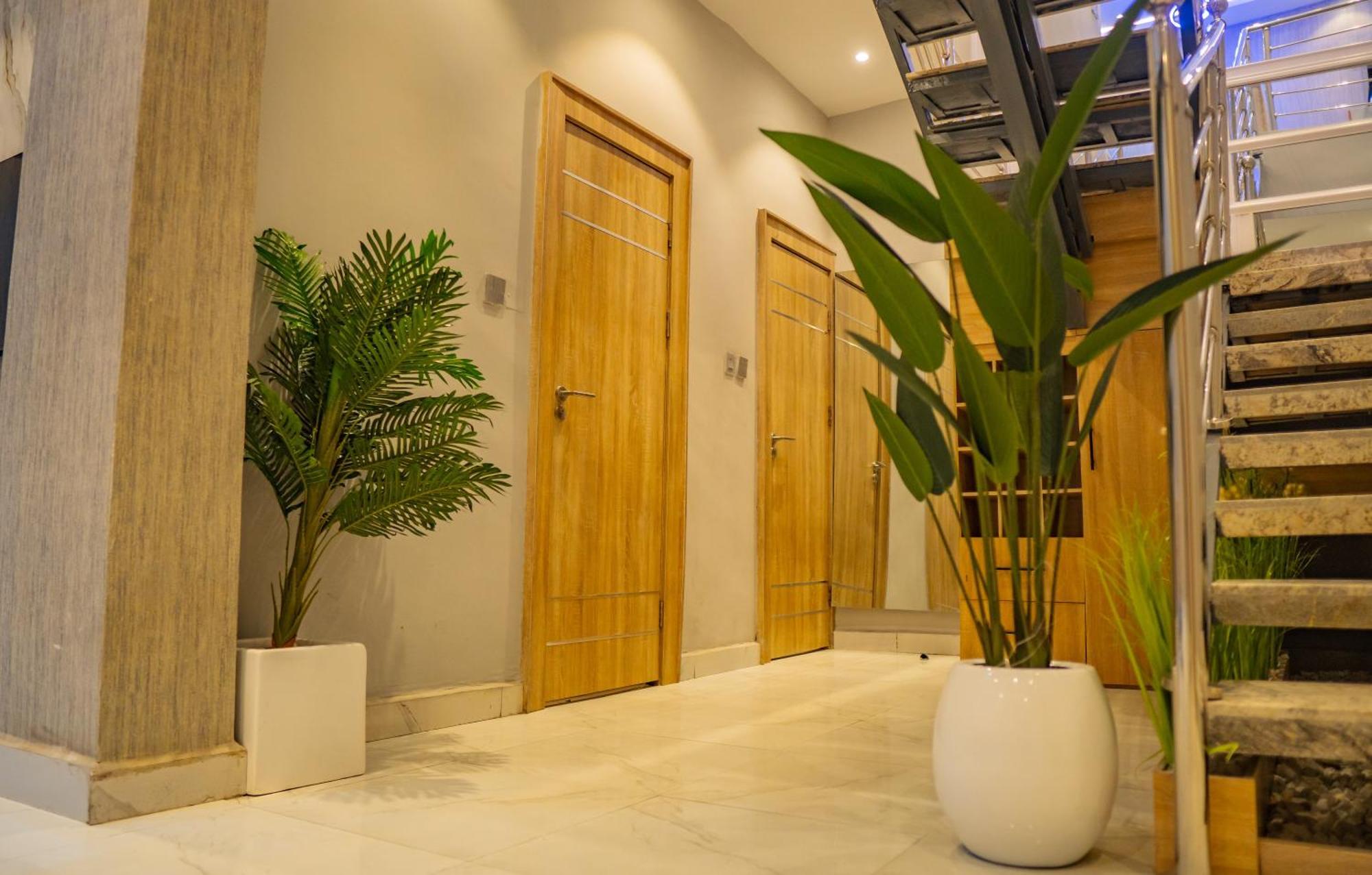 Ojaja Suites By Perennia Akure Kültér fotó