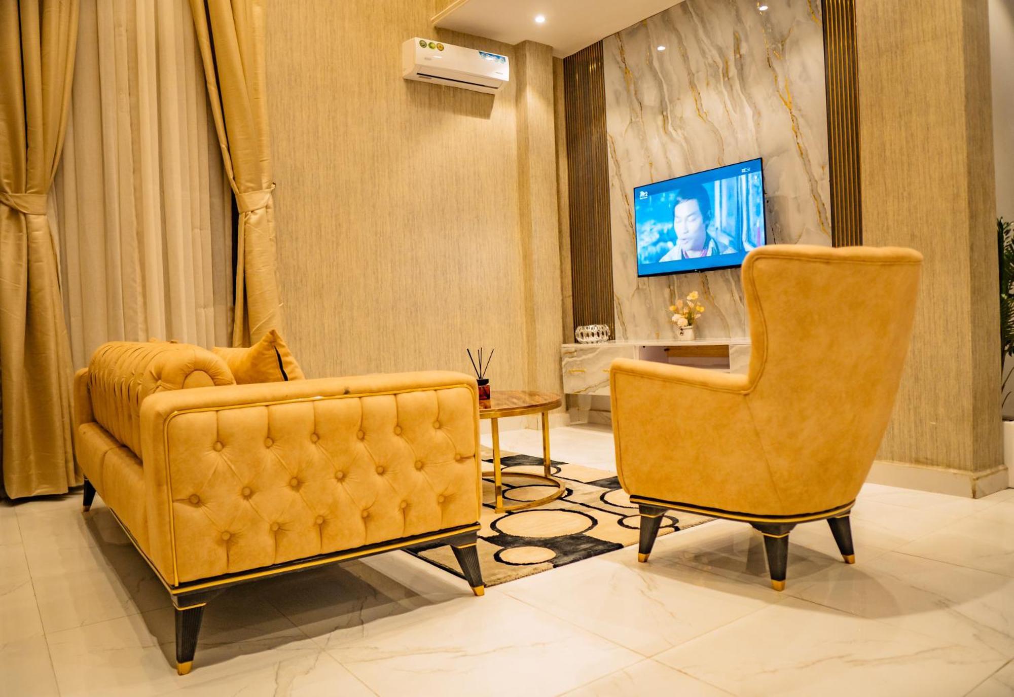 Ojaja Suites By Perennia Akure Kültér fotó